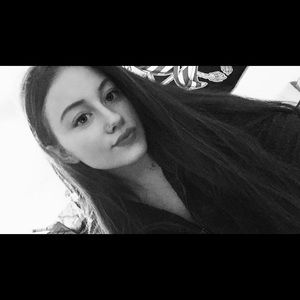 Meet your Posher, Haley